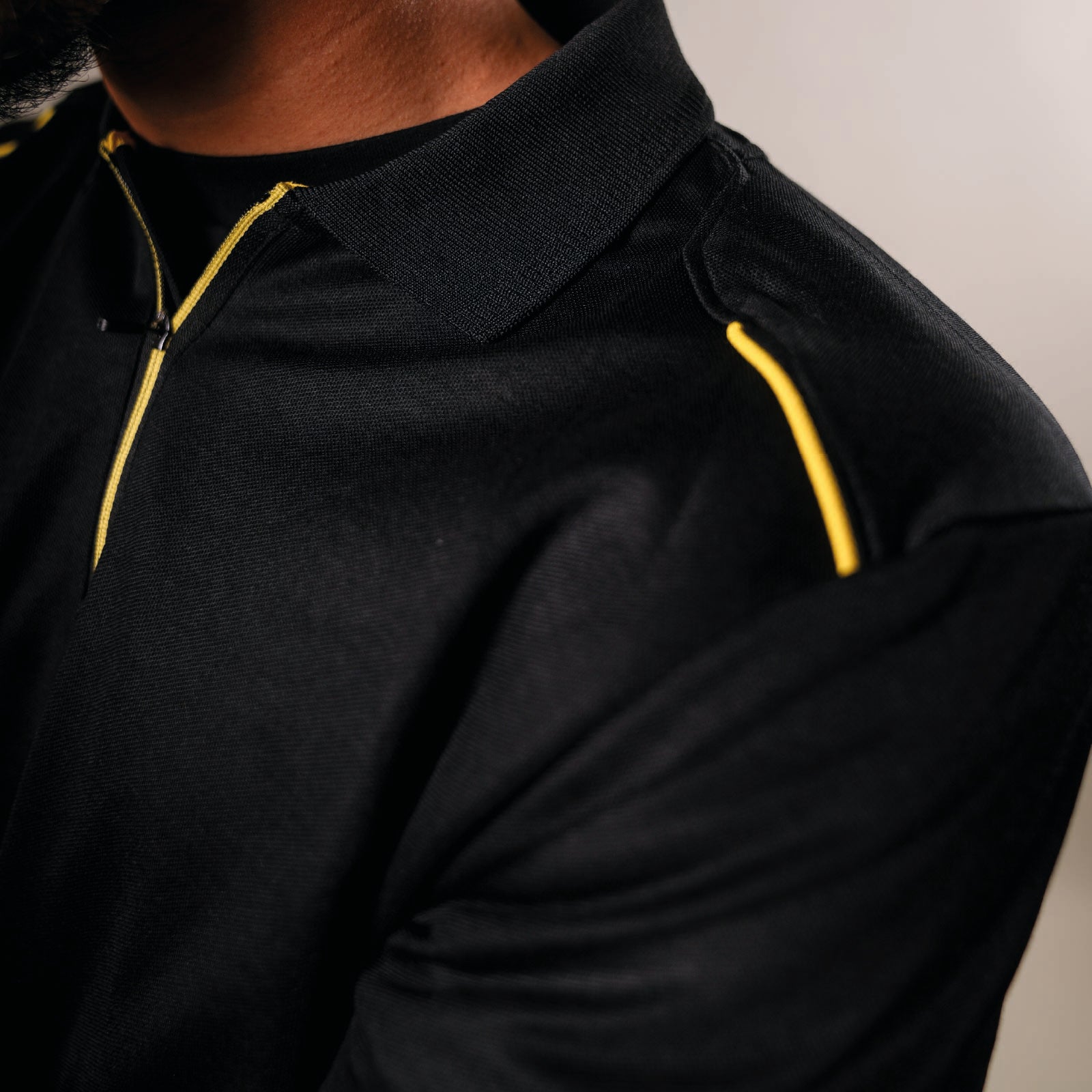 Close-up Bicolor Accent