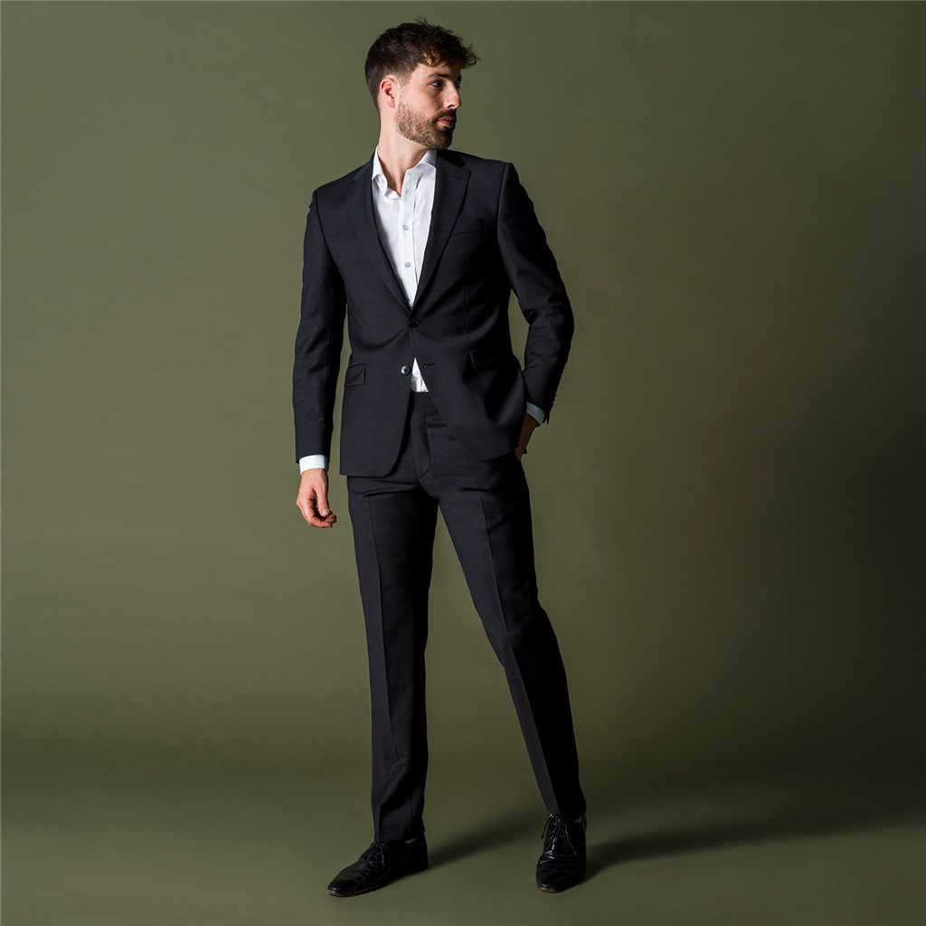 Model_Black
