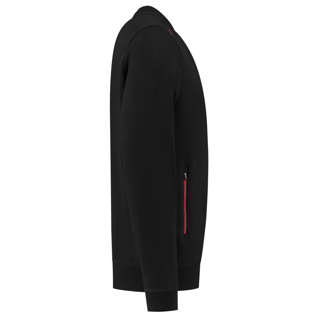 Black-Red_05