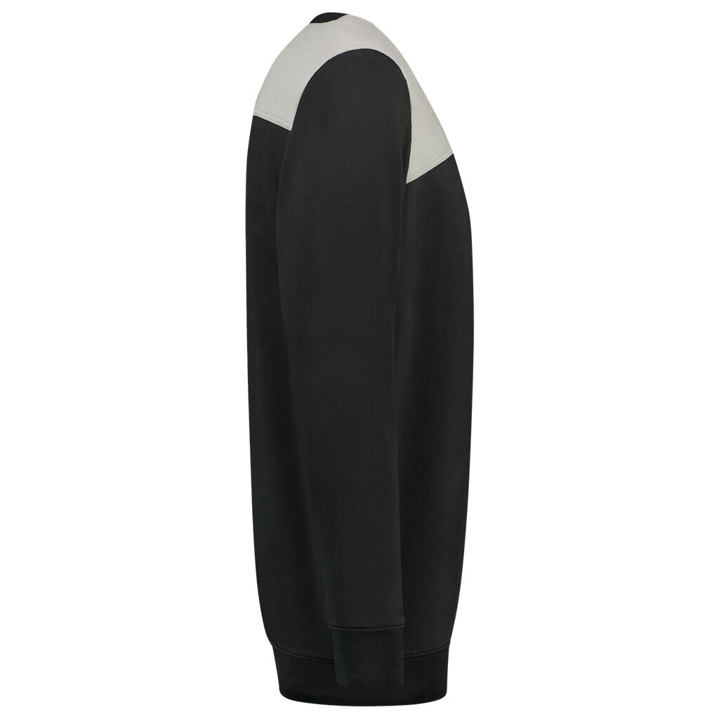 Black-Grey_05