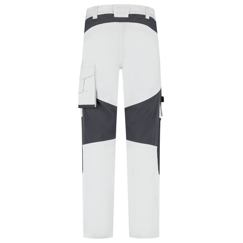 White_03