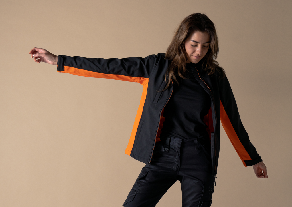 Model_Black-Orange