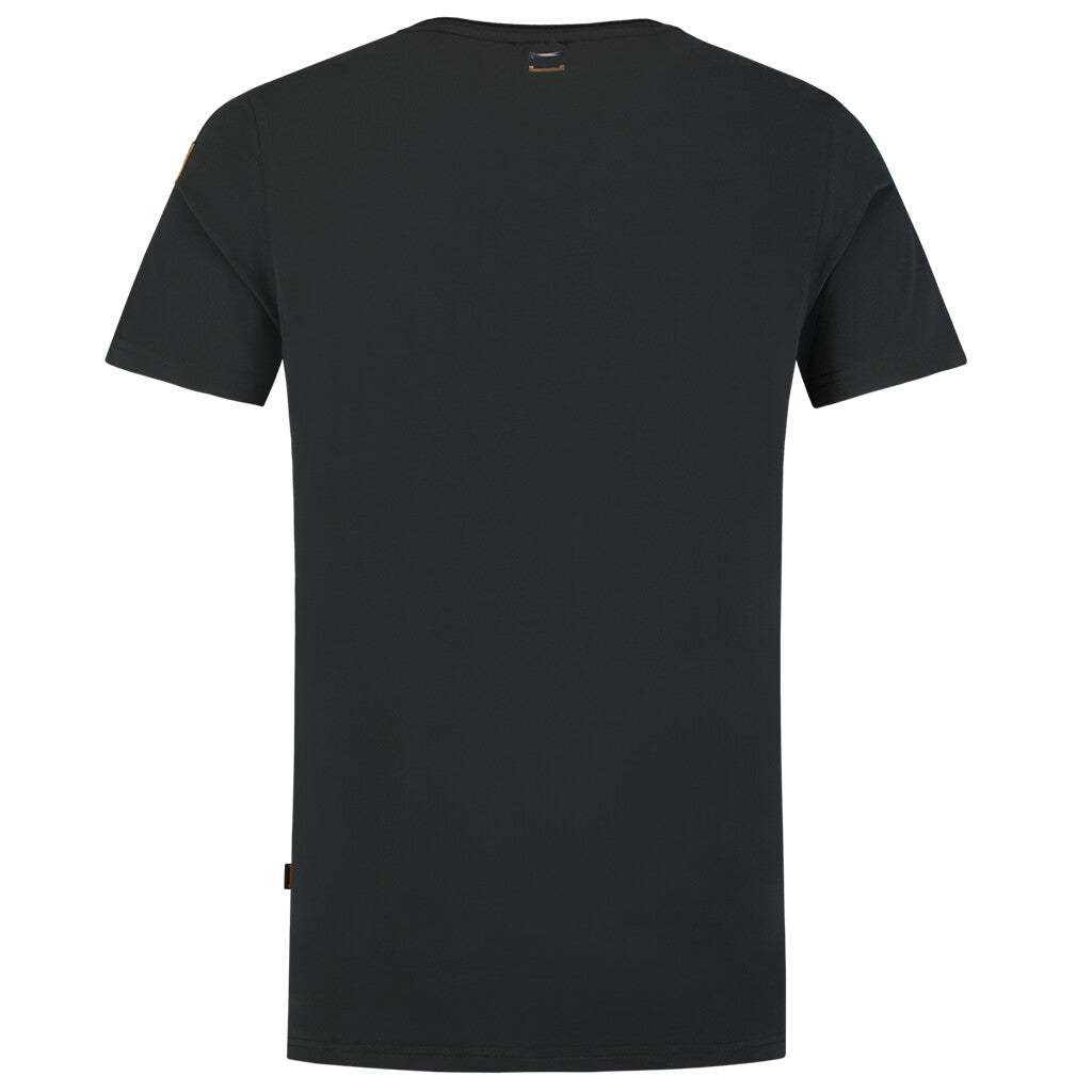 Black_03